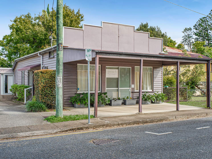 Click to view all images 25 Cecil Street Indooroopilly QLD 4068 - Image 1