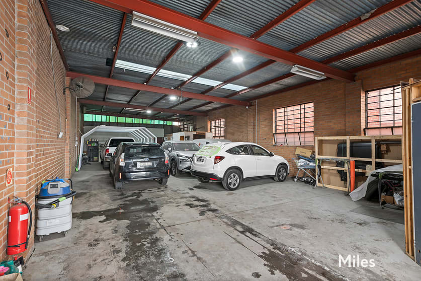 Click to view all images 14 The Concord Bundoora VIC 3083 - Image 2