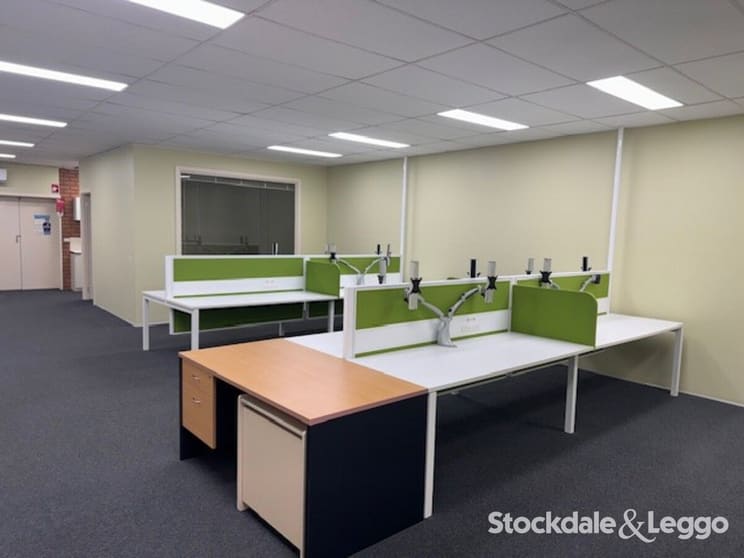 Click to view all images 26 Buckley Street Morwell VIC 3840 - Image 2