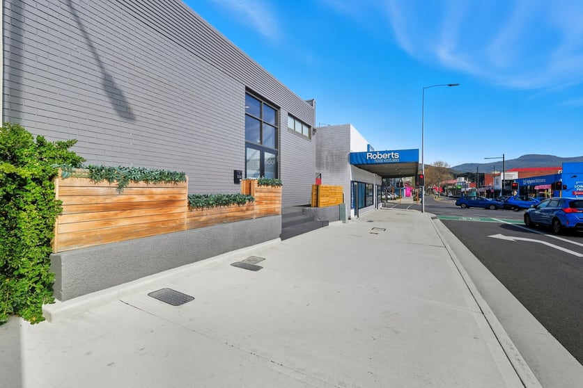 Click to view all images 336 Main Road Glenorchy TAS 7010 - Image 2