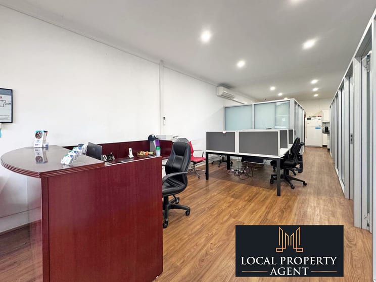 Click to view all images 104 Cahors Road Padstow NSW 2211 - Image 3