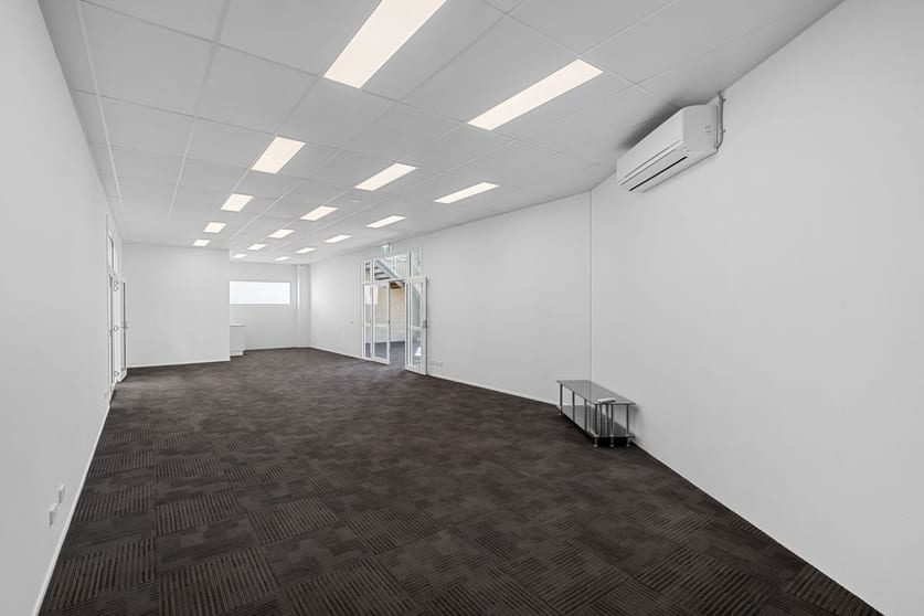 Click to view all images 8/31-33 Runway Drive Marcoola QLD 4564 - Image 3