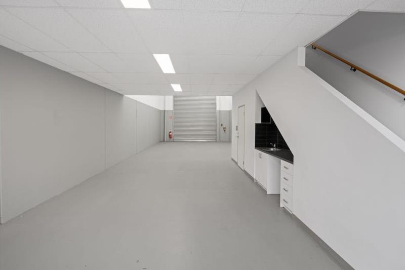 Click to view all images Unit/64 Tennyson Street Williamstown North VIC 3016 - Image 2