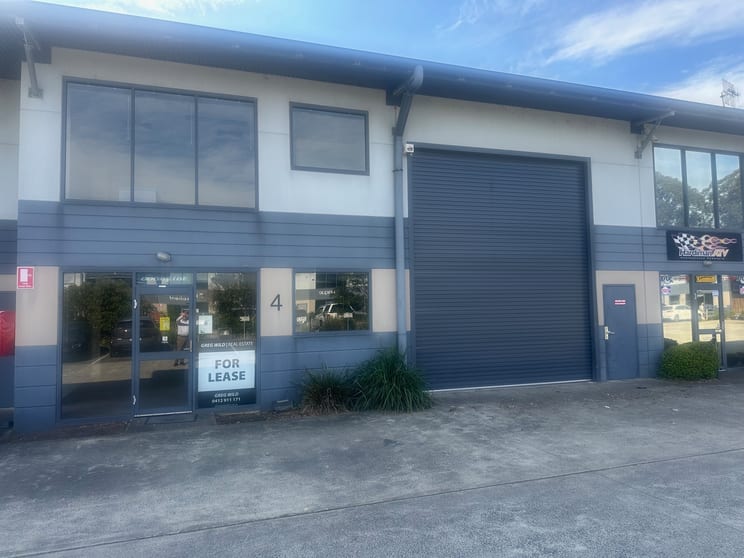 Click to view all images 4/10 Pioneer Avenue Tuggerah NSW 2259 - Image 1