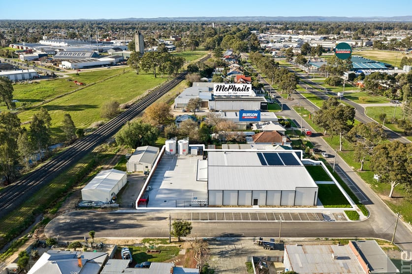 Click to view all images 70-72 Tone Road Wangaratta VIC 3677 - Image 3