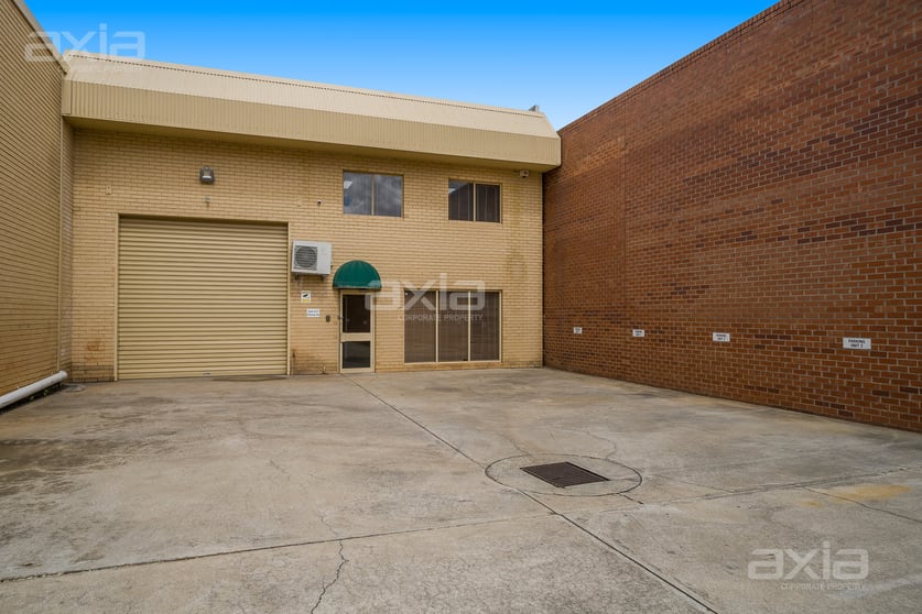 Click to view all images 2/7 Pitino Court Osborne Park WA 6017 - Image 3