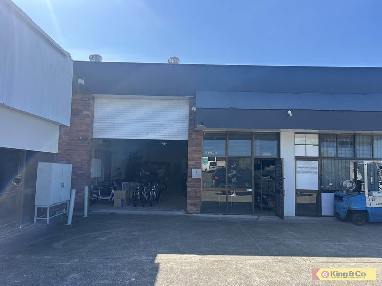 Click to view all images 3/7 Gunn Street Underwood QLD 4119 - Image 2