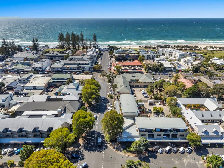 Click to view all images 6/21-25 Fletcher Street Byron Bay NSW 2481 - Image 3