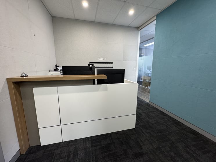 Click to view all images Suite 4/570 President Ave Sutherland NSW 2232 - Image 3
