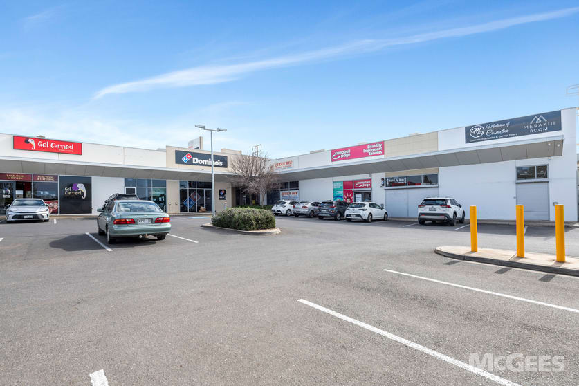 Click to view all images 262 Curtis Road Munno Para SA 5115 - Image 1