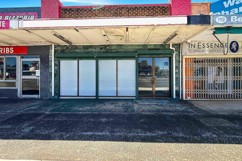 Click to view all images 117 Shellharbour Road Warilla NSW 2528 - Image 2