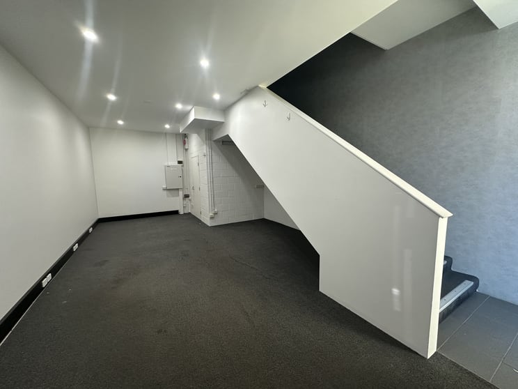 Click to view all images 25/105A Vanessa Street Kingsgrove NSW 2208 - Image 2