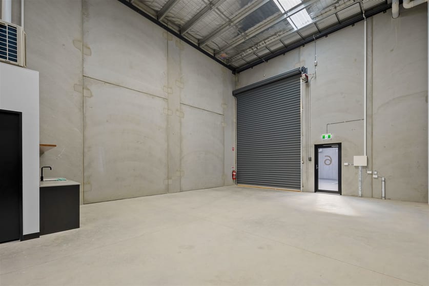 Click to view all images 6/90 Cranwell Street Braybrook VIC 3019 - Image 3