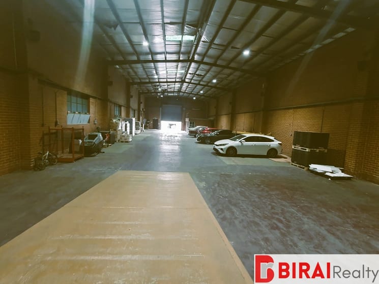 Click to view all images 71 Paulson Road Campbellfield VIC 3061 - Image 2