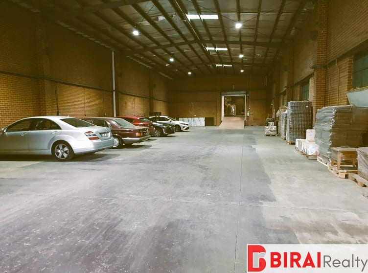 Click to view all images 71 Paulson Road Campbellfield VIC 3061 - Image 3