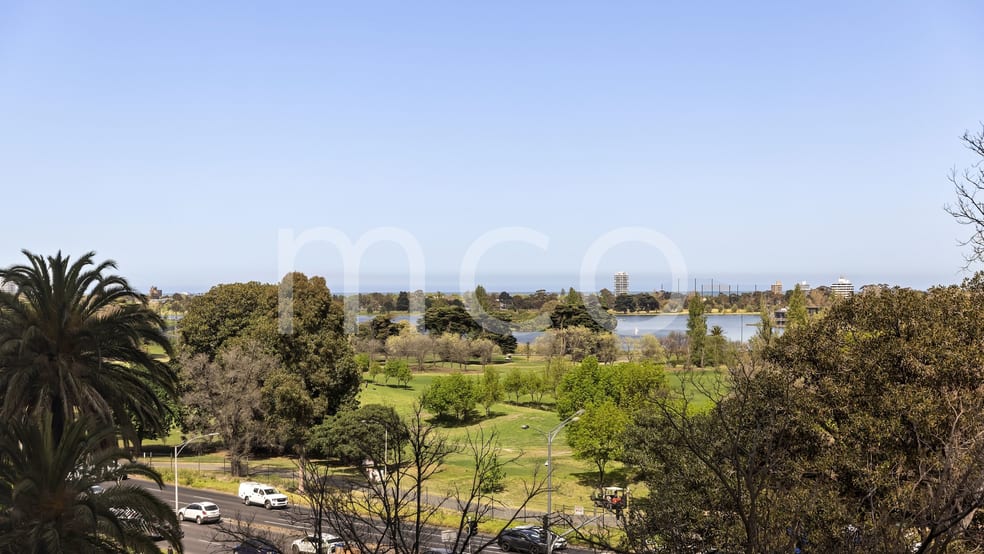 Click to view all images Suite 403/1 Queens Road Melbourne VIC 3004 - Image 2