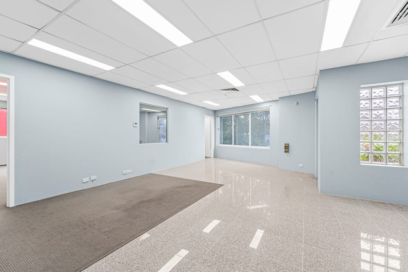 Click to view all images 1-2/818-820 Old Princes Highway Sutherland NSW 2232 - Image 1