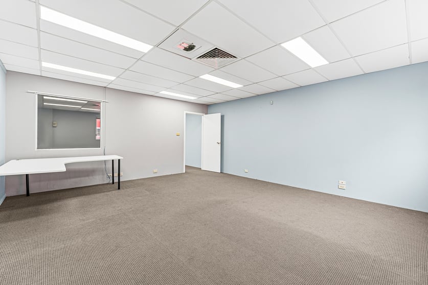 Click to view all images 1-2/818-820 Old Princes Highway Sutherland NSW 2232 - Image 2