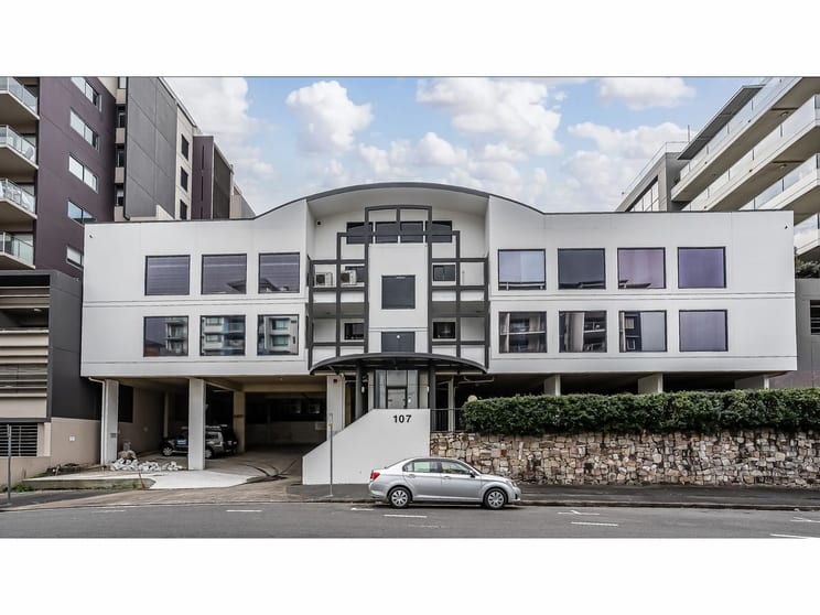 Click to view all images 2/107 Quay Street Brisbane City QLD 4000 - Image 1
