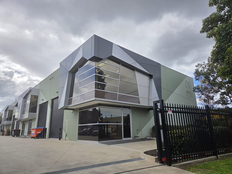 1/12 Macquarie Drive Thomastown VIC 3074 - Image 3