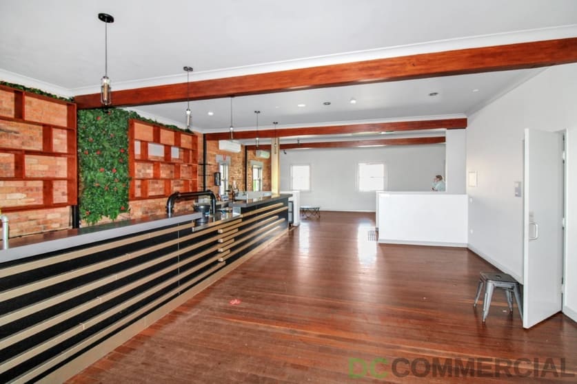 Click to view all images 25-27 Bell Street Toowoomba City QLD 4350 - Image 2