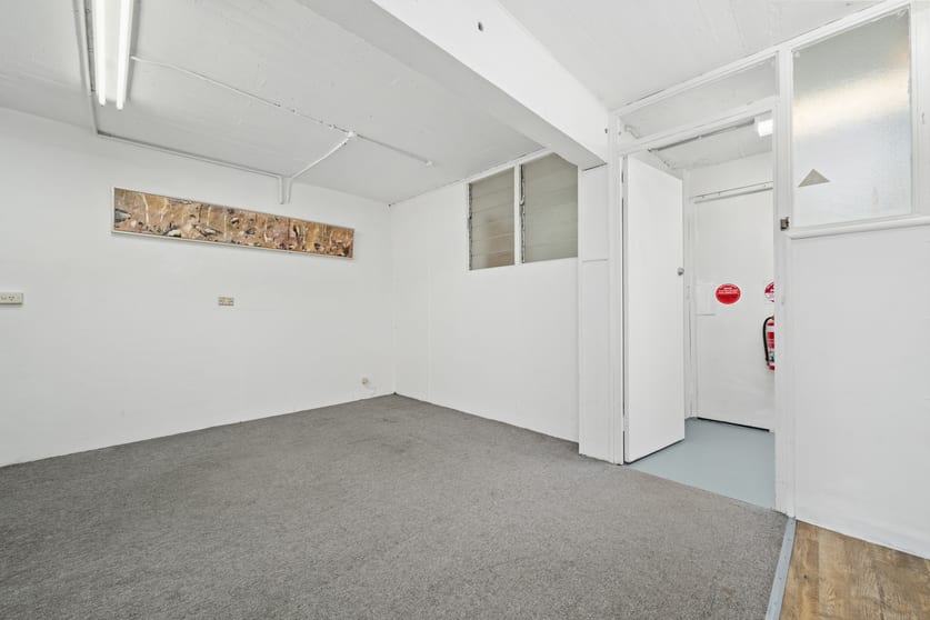 Click to view all images 1 Ethel Avenue Brookvale NSW 2100 - Image 3
