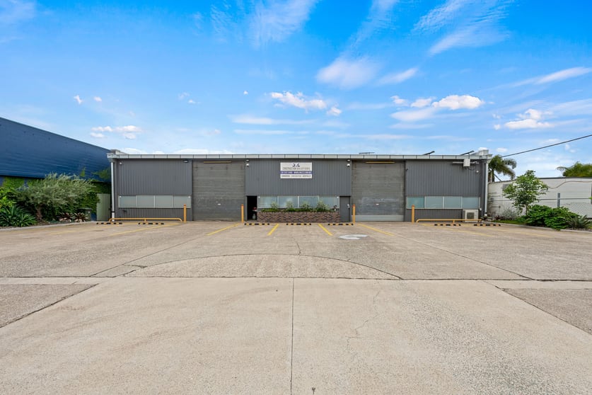 Click to view all images 219-221 Elliott Road Banyo QLD 4014 - Image 3