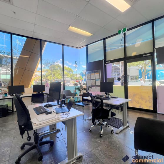 Click to view all images 3018/27 Garden Street Southport QLD 4215 - Image 3