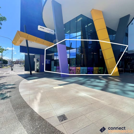 Click to view all images 3018/27 Garden Street Southport QLD 4215 - Image 2