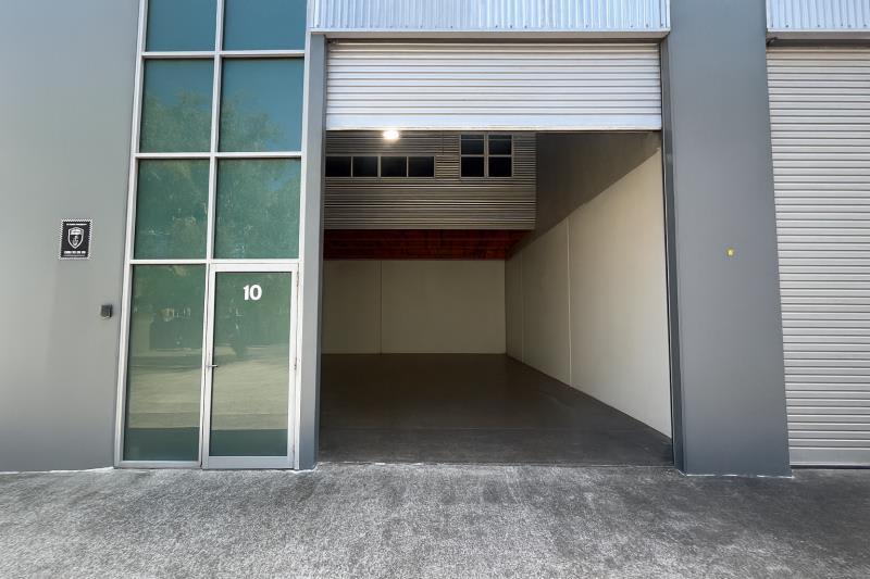 Click to view all images Warriewood NSW 2102 - Image 1