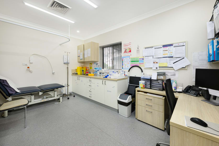 Click to view all images 158 & 160 Mowbray Road Willoughby NSW 2068 - Image 3