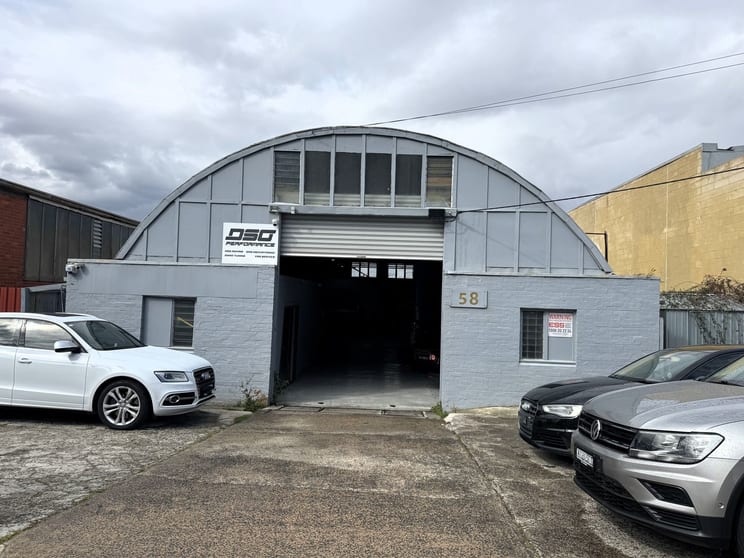 Click to view all images 58 Cambro Road Clayton VIC 3168 - Image 1