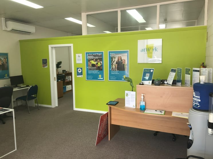 Click to view all images 4B Peart Street Leongatha VIC 3953 - Image 2