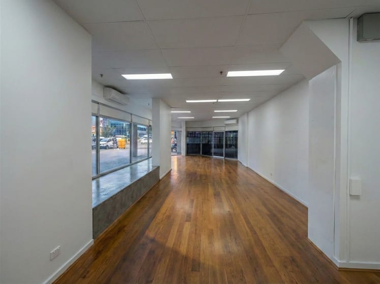 Click to view all images 13/52-58 Marine Parade Coolangatta QLD 4225 - Image 2