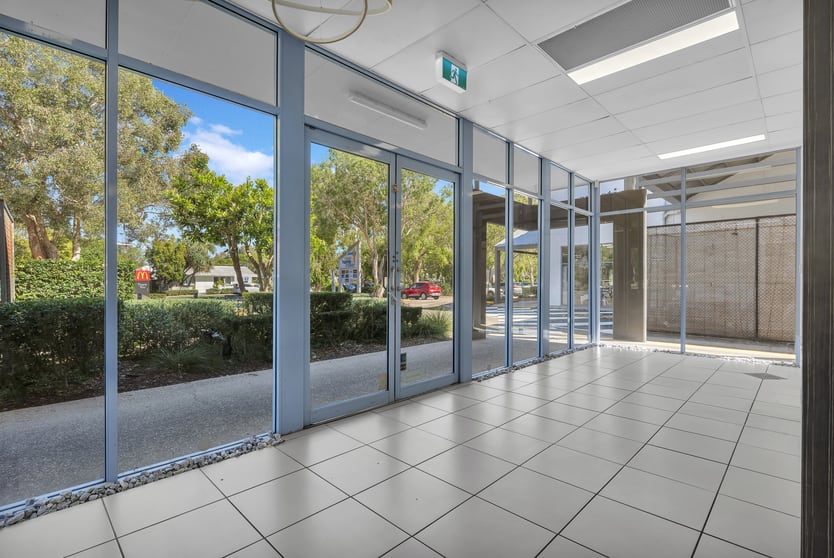 Click to view all images 12/18 Thomas Street Noosaville QLD 4566 - Image 2
