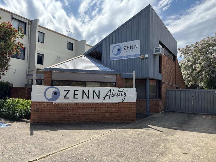 Click to view all images 18 Evan Street Penrith NSW 2750 - Image 1