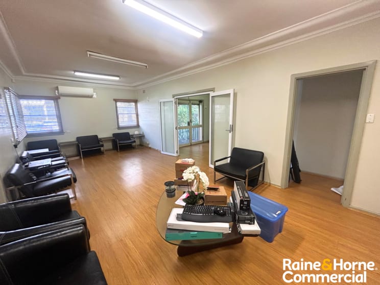 10 Warby Street Campbelltown NSW 2560 - Image 3
