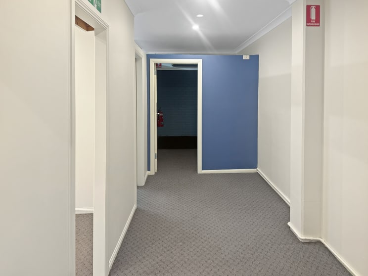 Click to view all images Suite 4/38-40 Ridge Street Nambucca Heads NSW 2448 - Image 3