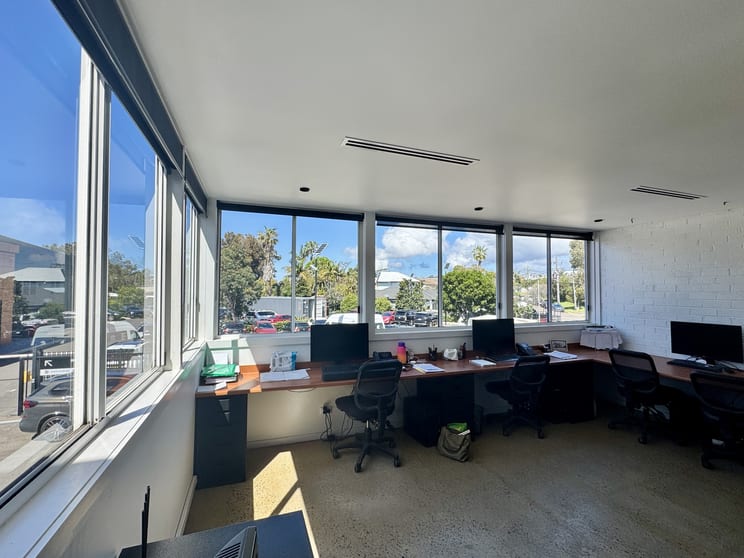 Click to view all images 23/80 Box Road Taren Point NSW 2229 - Image 2