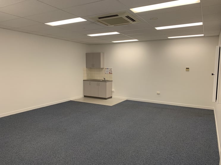 Click to view all images 5 / 7-9 Pattie Street Cannington WA 6107 - Image 3