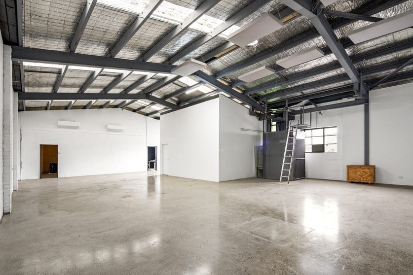 Click to view all images Level 1/184 Christmas Street Fairfield VIC 3078 - Image 1