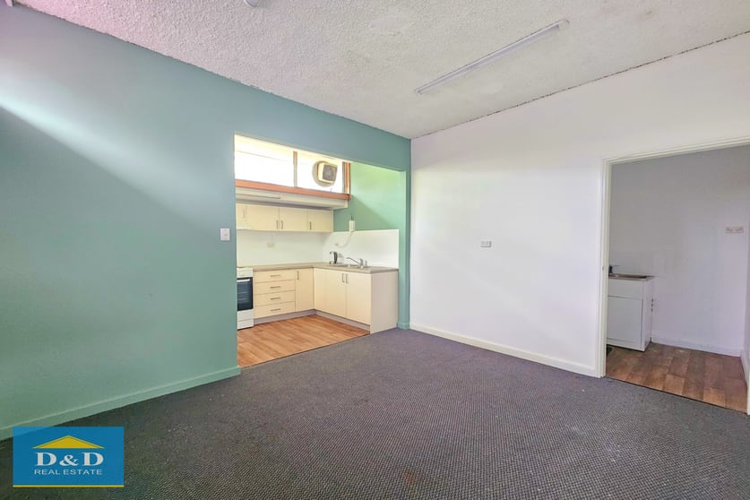 Click to view all images 3/44 Kitchener Parade Bankstown NSW 2200 - Image 2