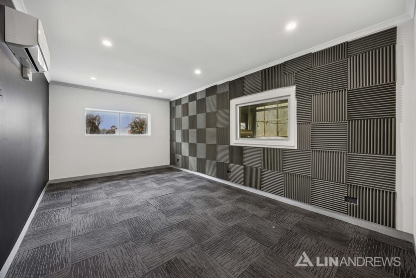 Click to view all images 8/23-25 Acrylon Road Salisbury South SA 5106 - Image 2