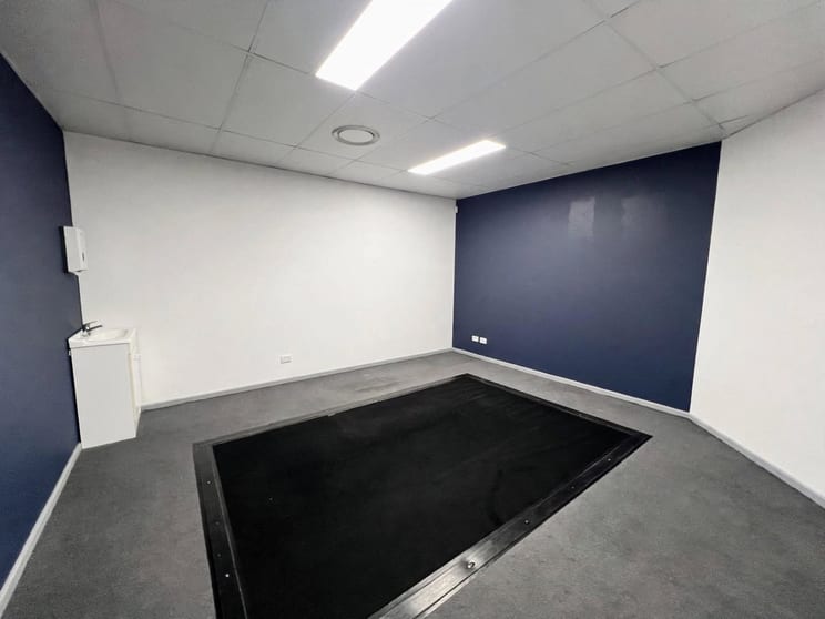 Click to view all images 66 King Street East Maitland NSW 2323 - Image 3
