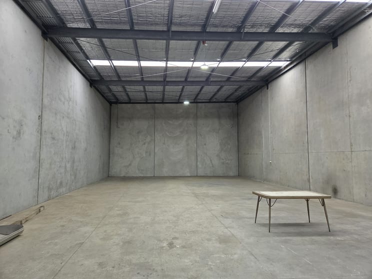 Click to view all images 50 Longview Court Thomastown VIC 3074 - Image 2