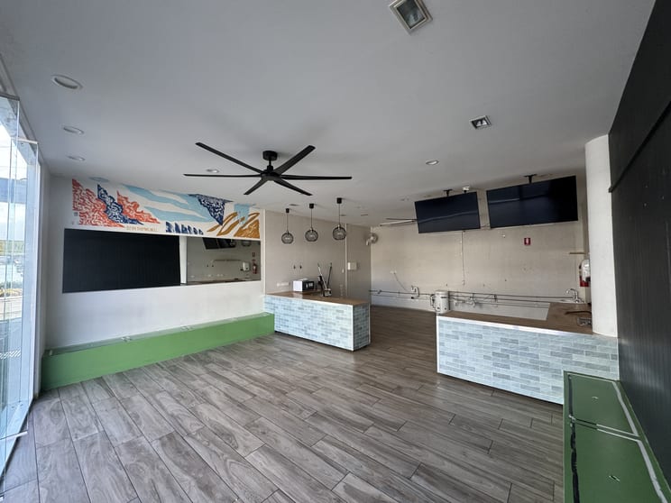 Click to view all images 6/87 King Street Warners Bay NSW 2282 - Image 3