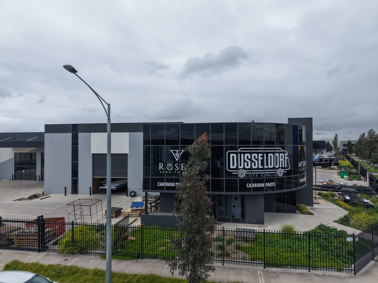 Click to view all images 1 Nexus Road Epping VIC 3076 - Image 3