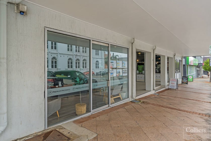 Click to view all images 1/95 Denham Street Townsville City QLD 4810 - Image 3