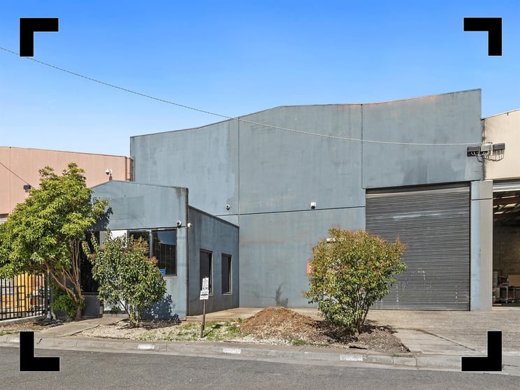Click to view all images 16 Hercules Street Tullamarine VIC 3043 - Image 1
