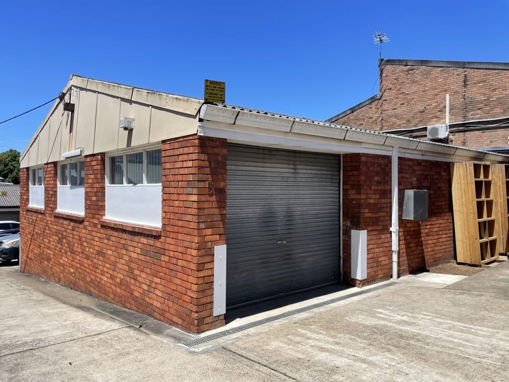 Peakhurst NSW 2210 - Image 1